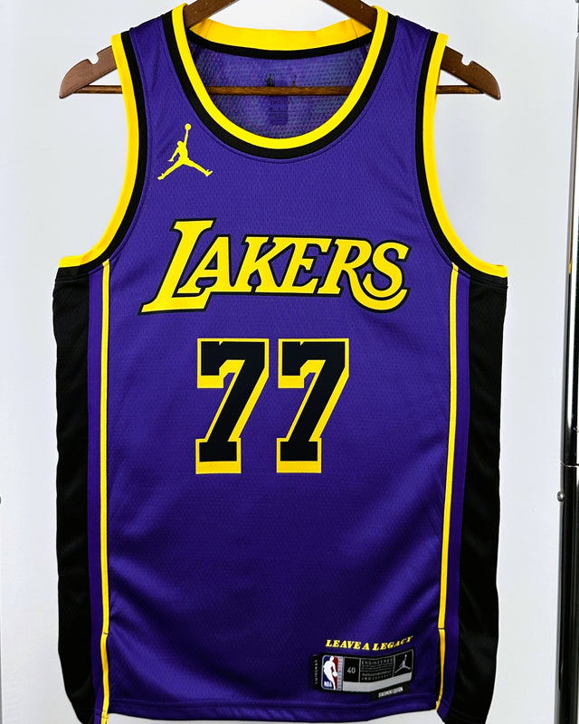 DONCIC LUKA (Los Angeles Lakers)