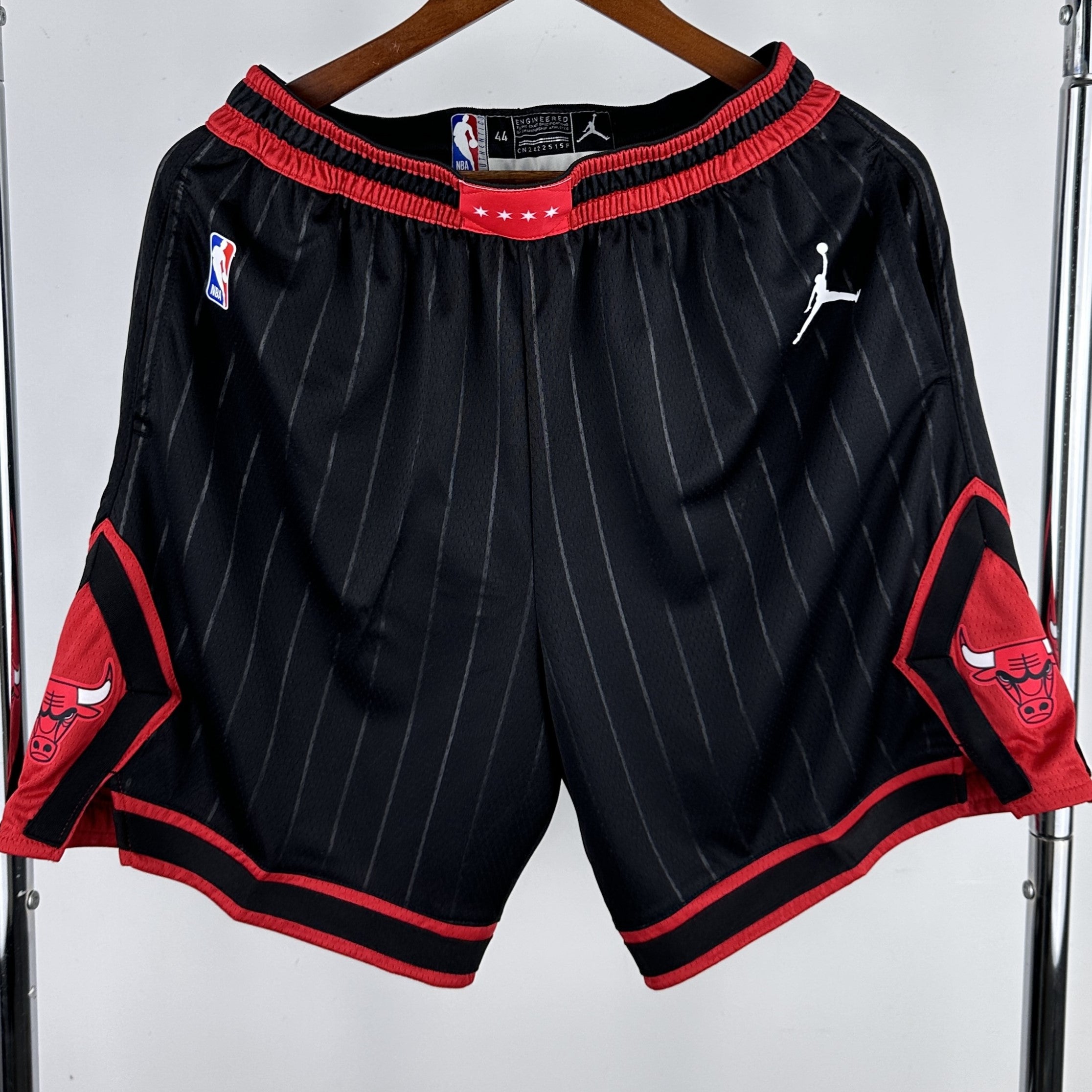 CHICAGO BULLS short