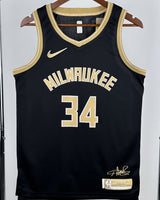 ANTETOKOUNMPO GIANNIS (Milwaukee Bucks)