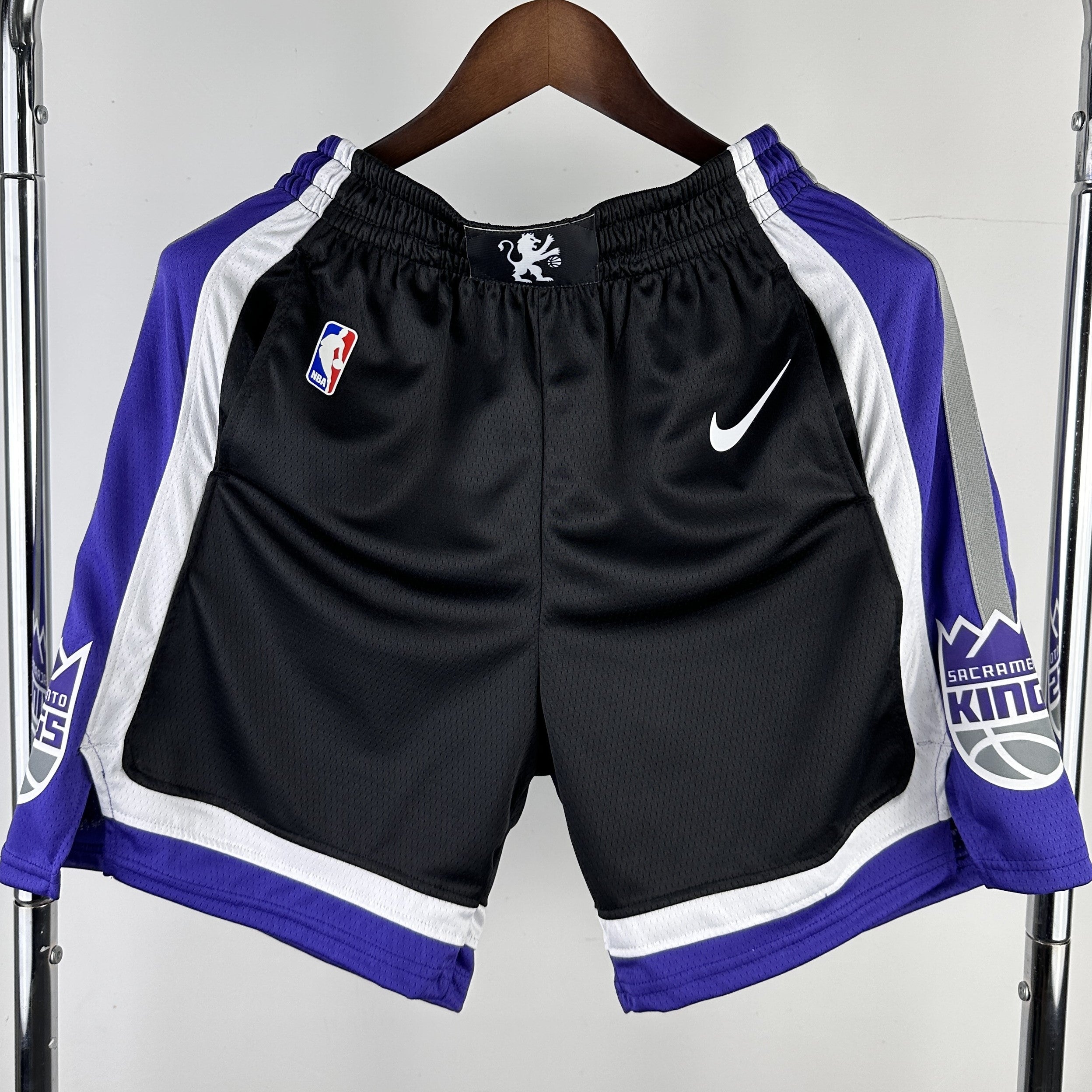 SACRAMENTO KINGS short