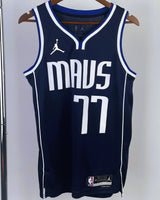 DONCIC LUKA (Dallas Mavericks)