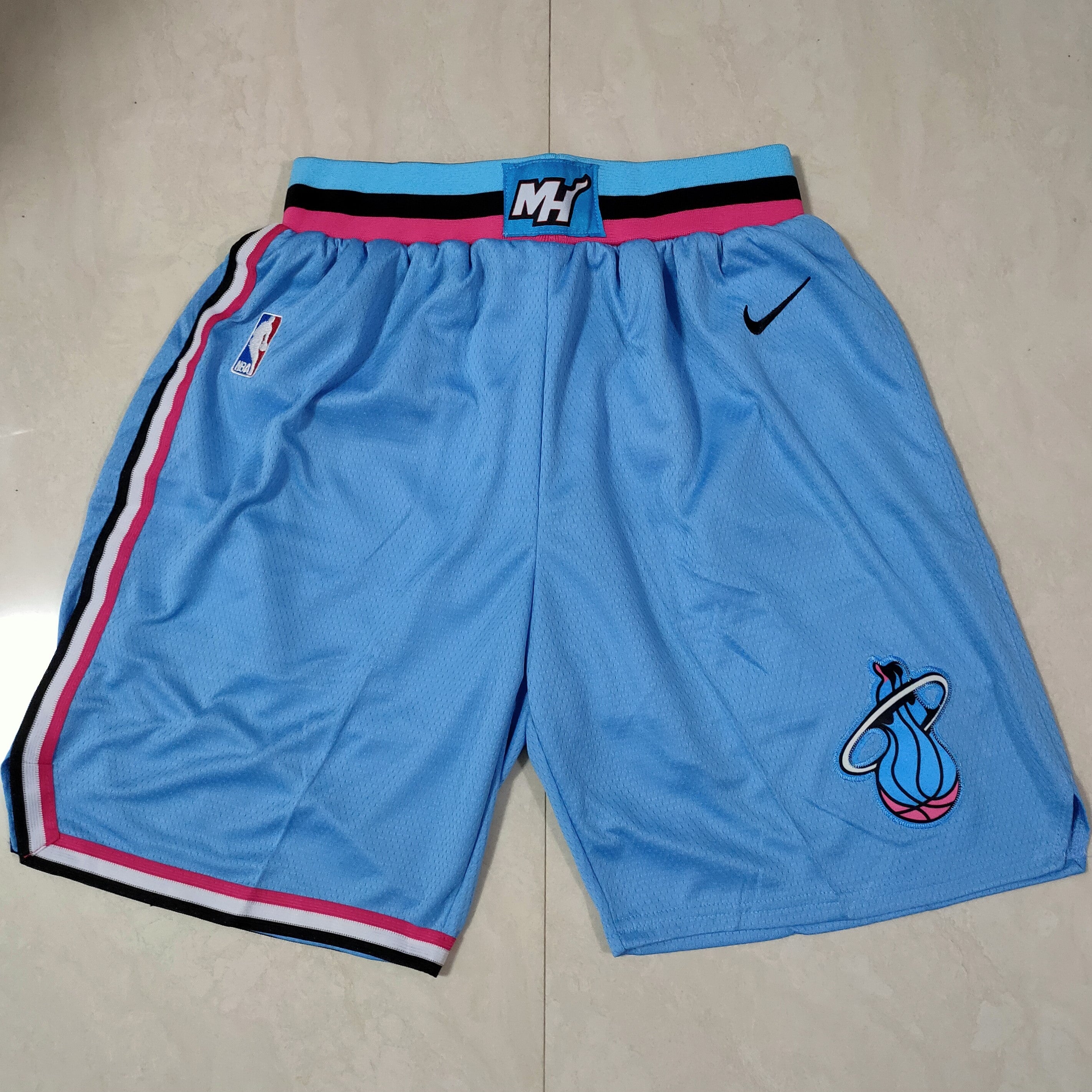 MIAMI HEAT short