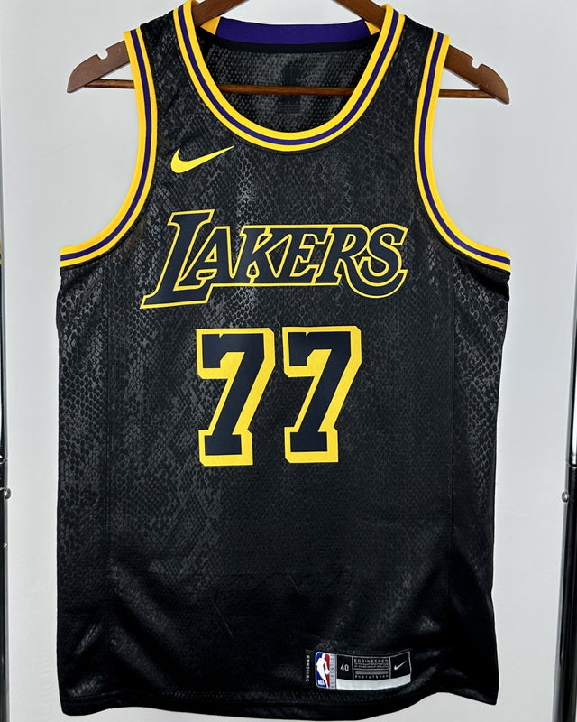 DONCIC LUKA (Los Angeles Lakers)