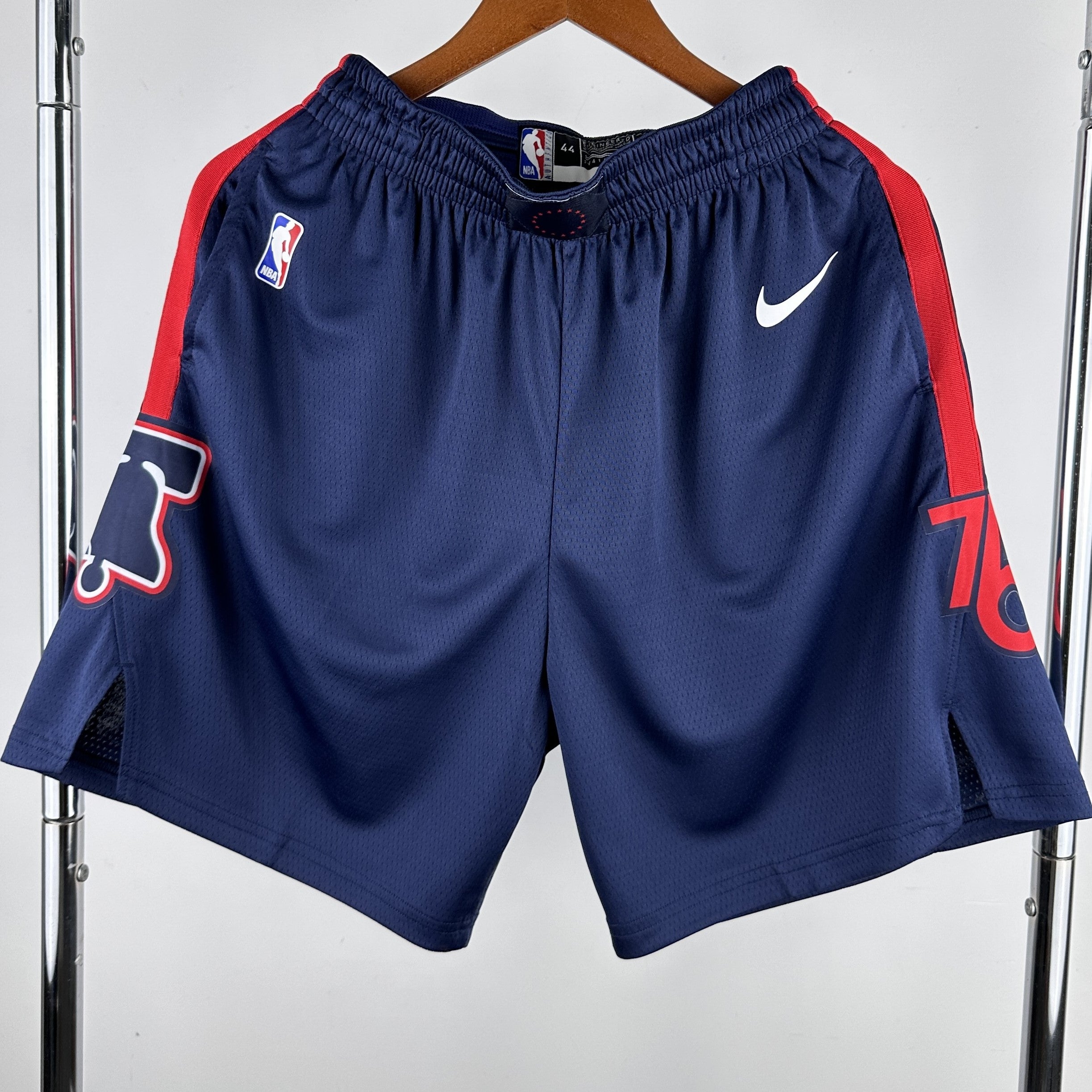 PHILADELPHIA 76ers short