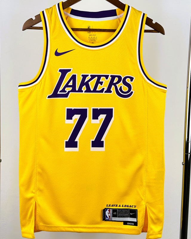 DONCIC LUKA (Los Angeles Lakers)