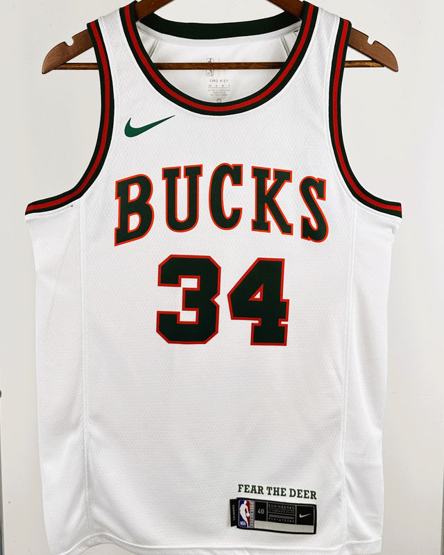 ANTETOKOUNMPO GIANNIS (Milwaukee Bucks)