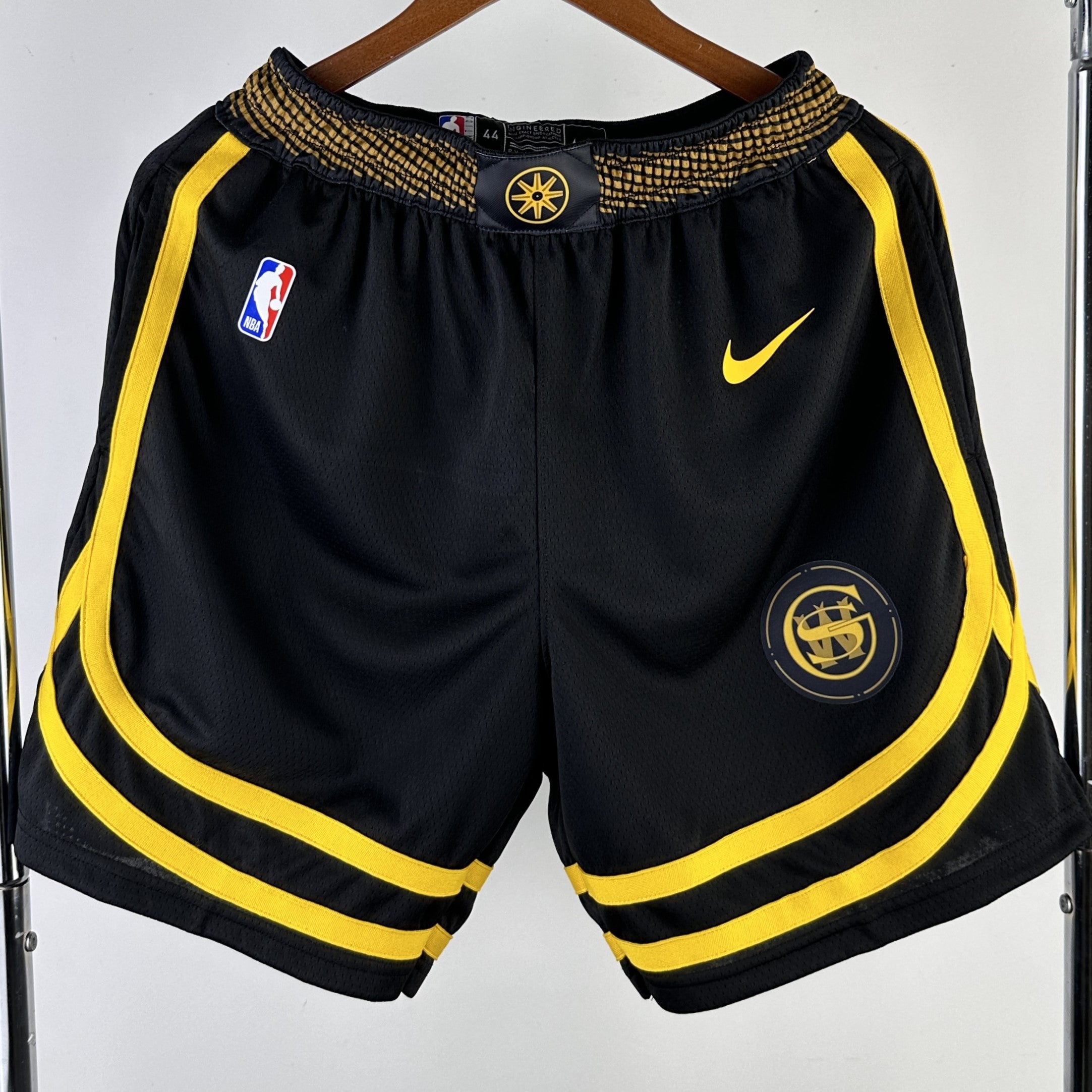 GOLDEN STATE WARRIORS short