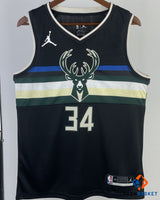 ANTETOKOUNMPO GIANNIS (Milwaukee Bucks)