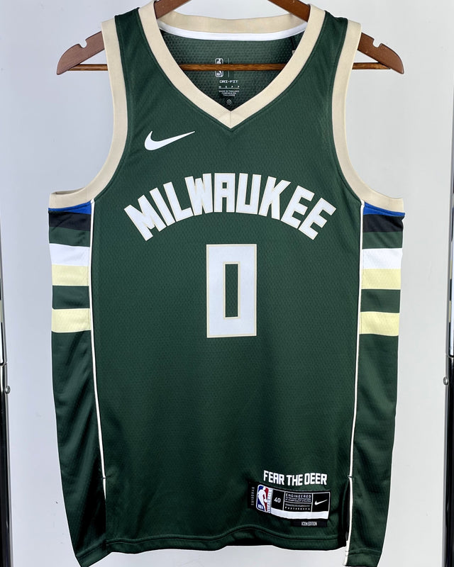 LILLARD DAMIAN (Milwaukee Bucks)
