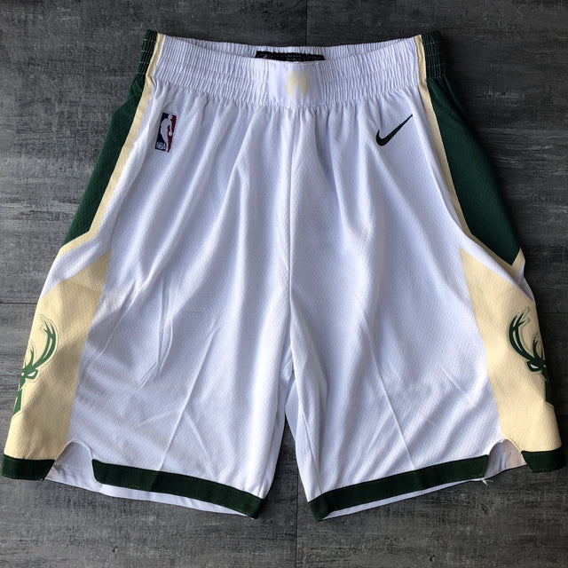 MILWAUKEE BUCKS short