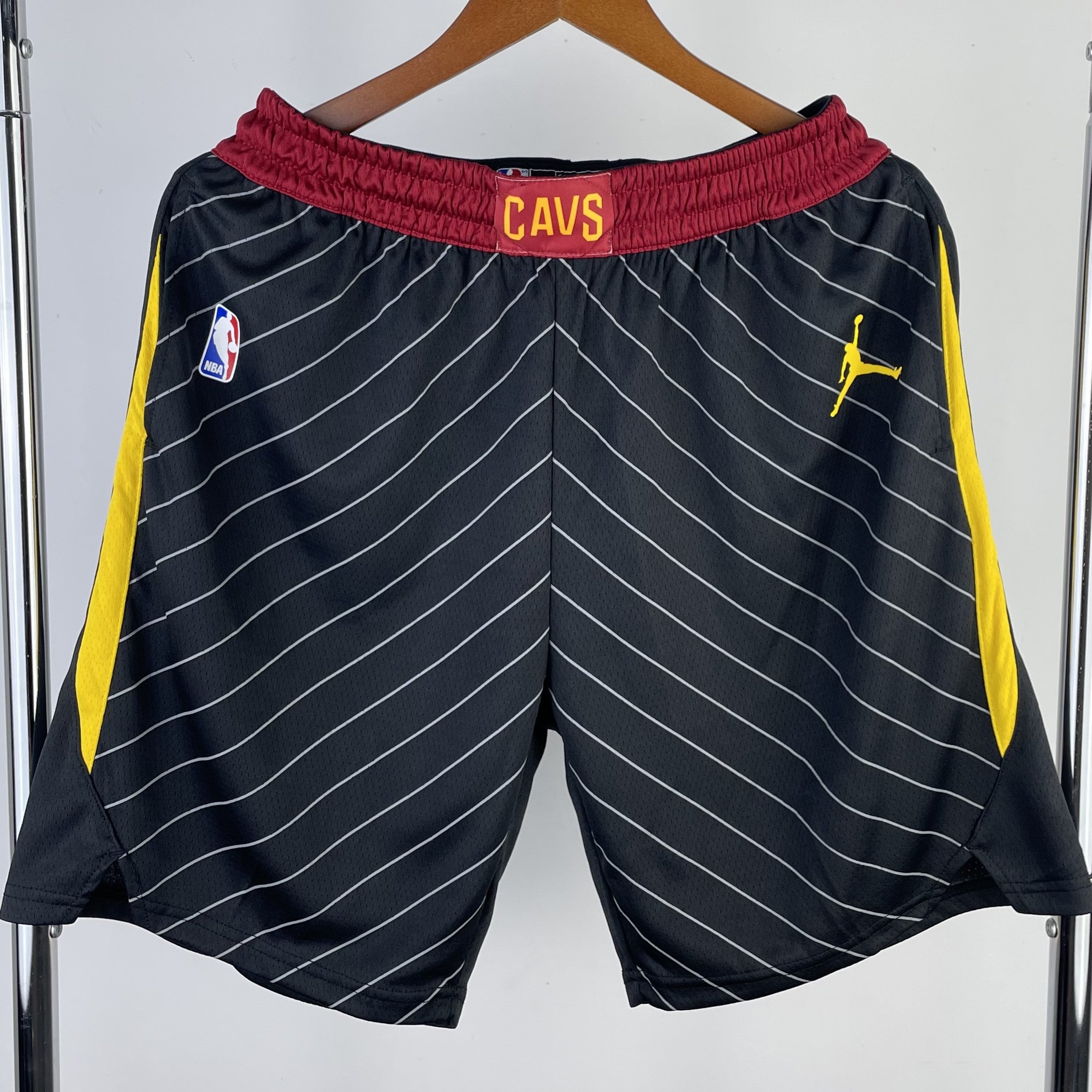 CLEVELAND CAVALIERS short