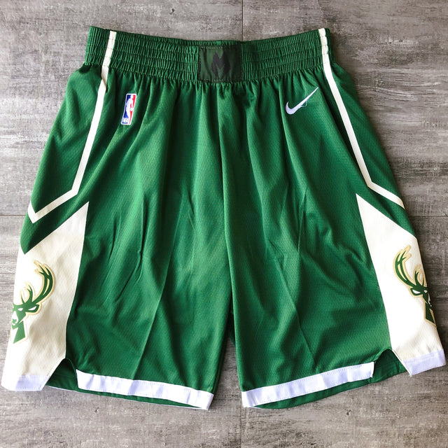 MILWAUKEE BUCKS short