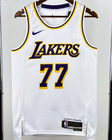 DONCIC LUKA (Los Angeles Lakers)
