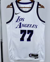 DONCIC LUKA (Los Angeles Lakers)