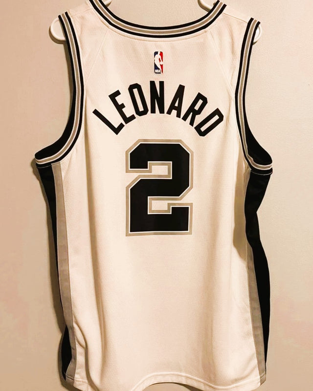 LEONARD KAWHI (San Antonio Spurs)