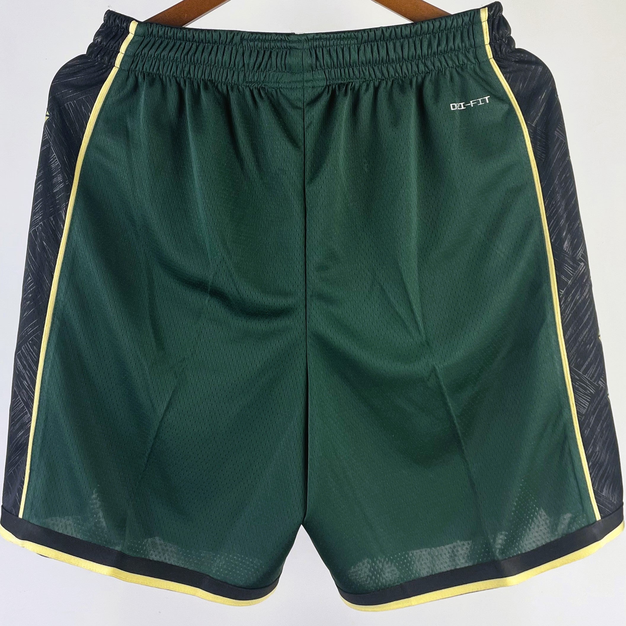 BOSTON CELTICS short