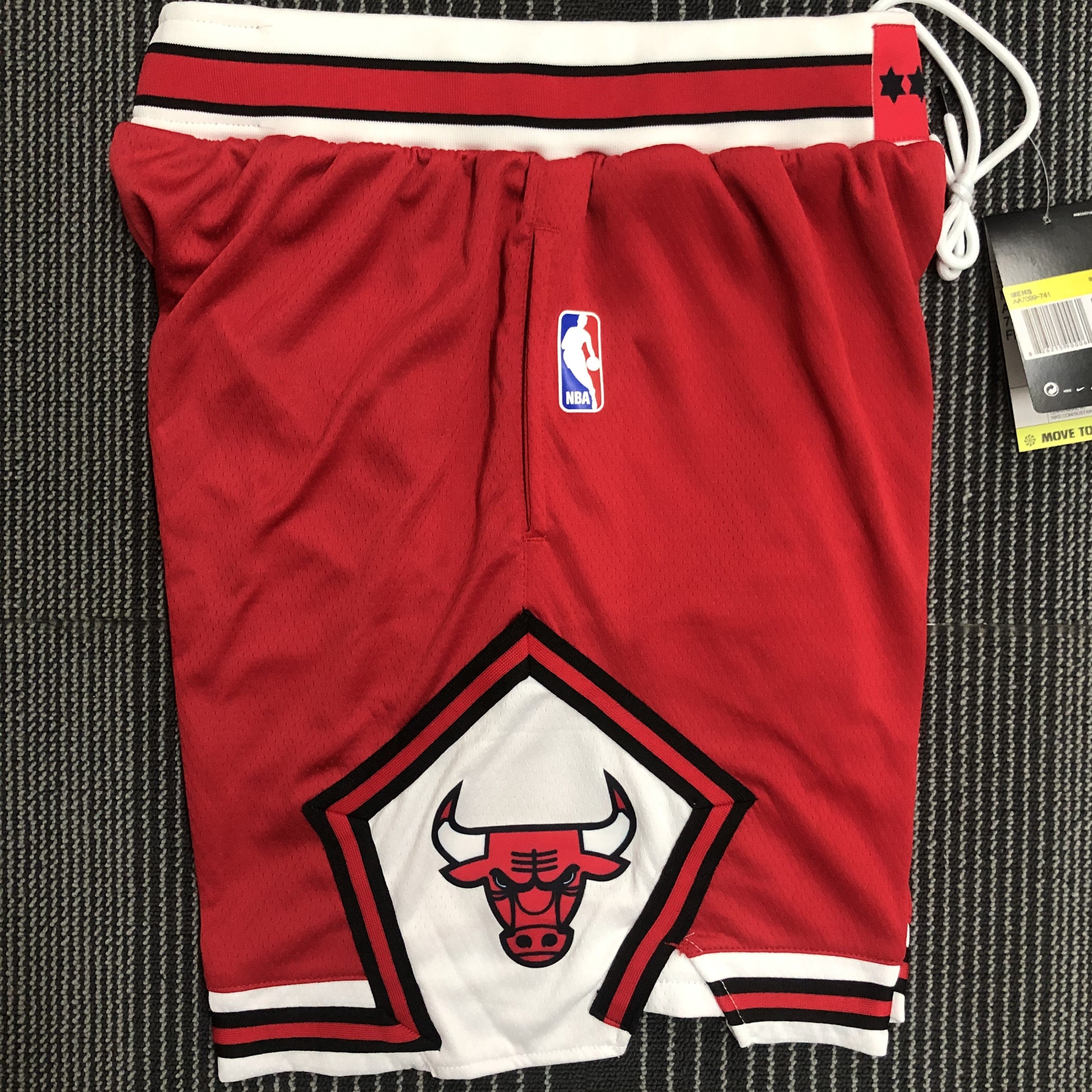 CHICAGO BULLS short