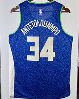 ANTETOKOUNMPO GIANNIS (Milwaukee Bucks)