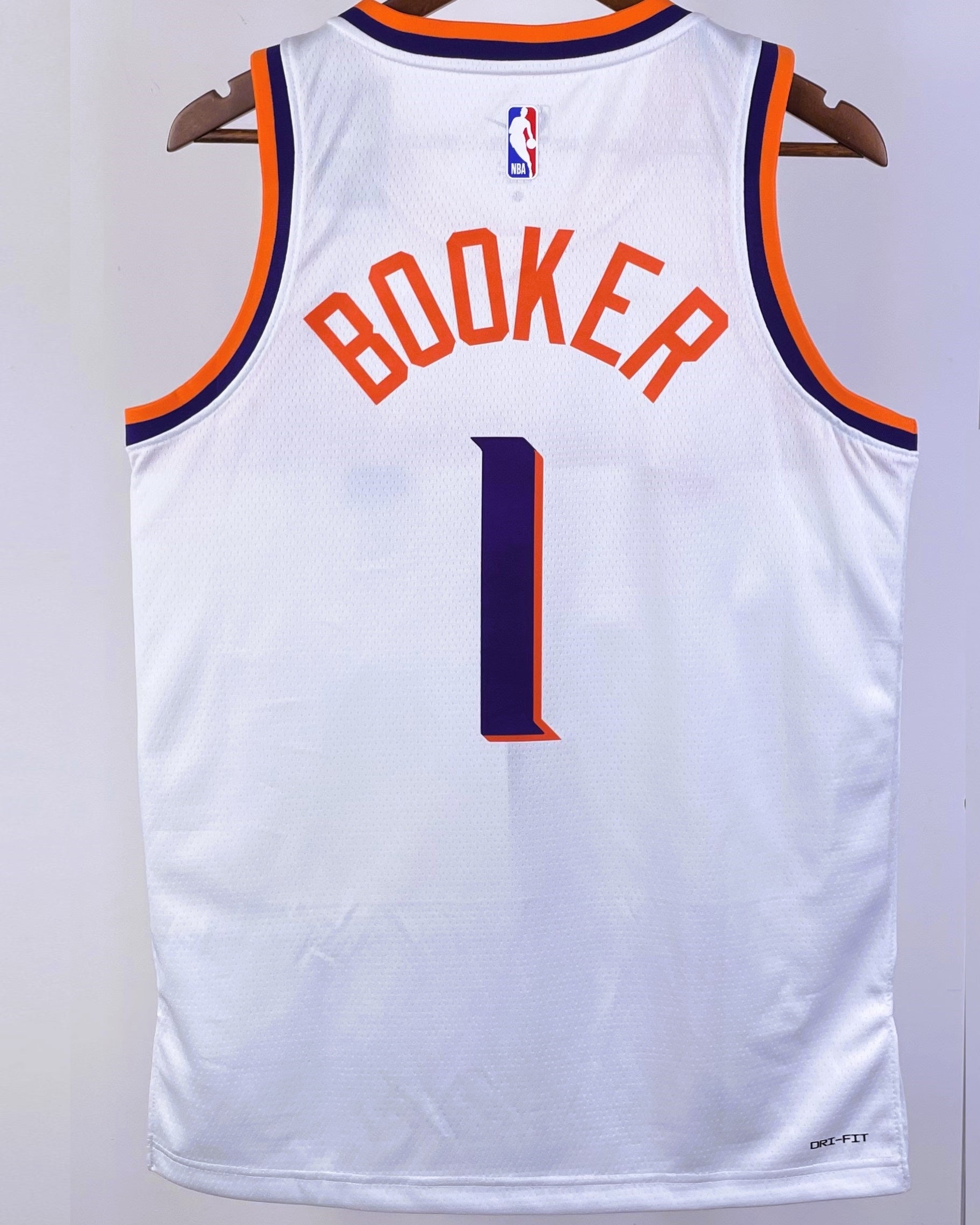 BOOKER DEVIN (Pho)