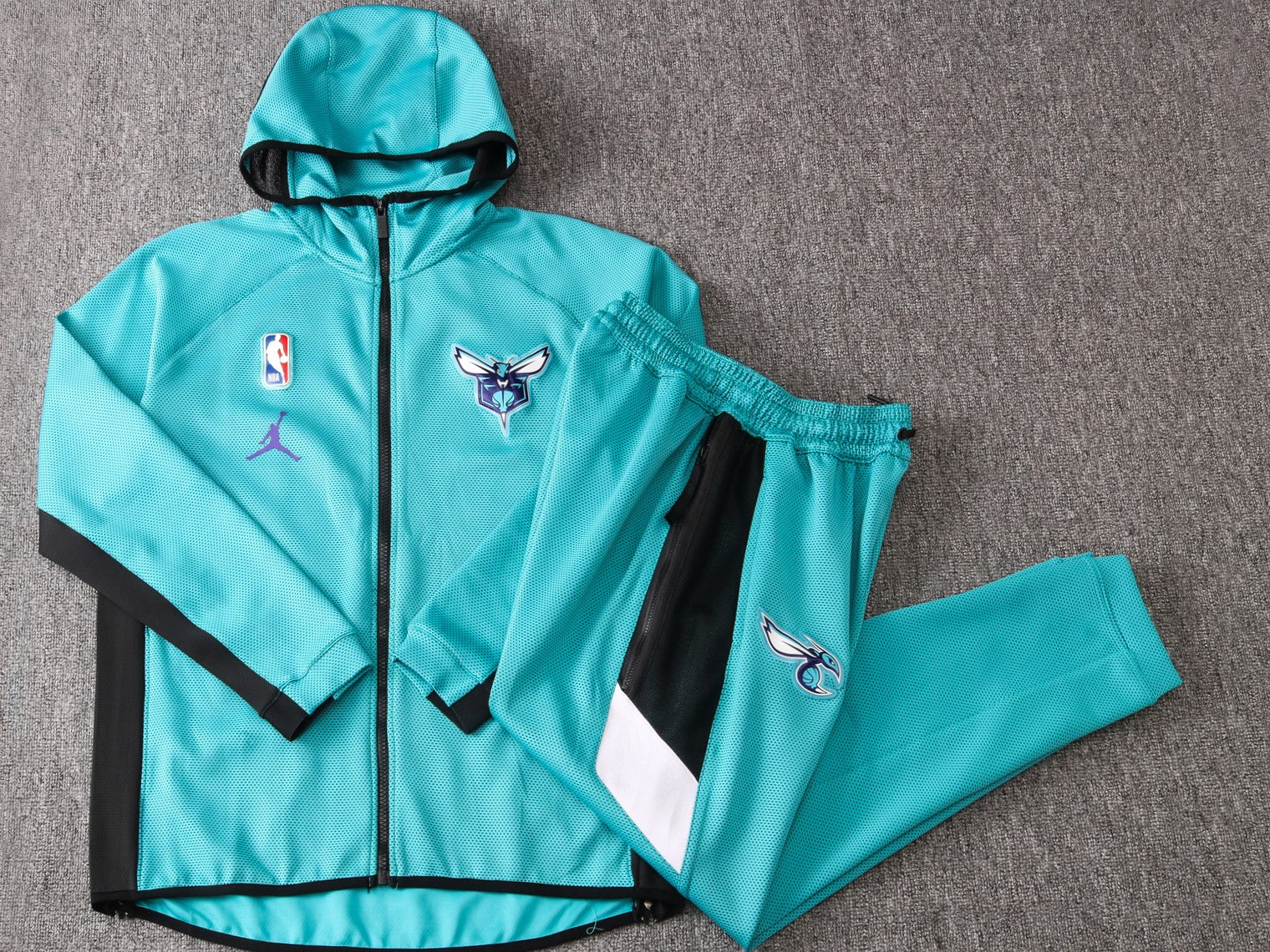 CHARLOTTE HORNETS Training Suit