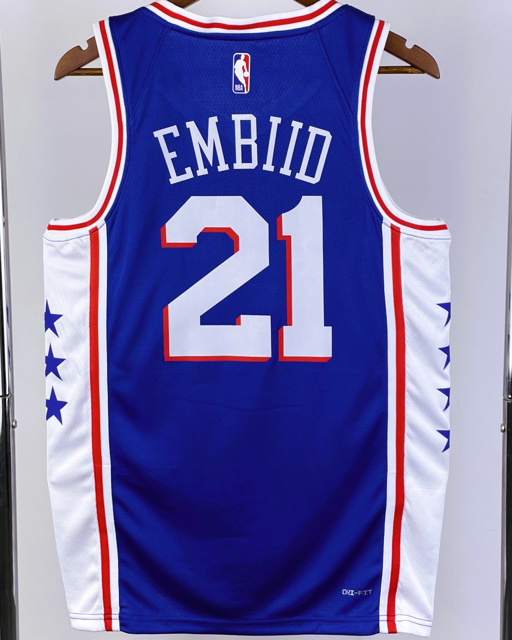 EMBIID JOEL (Phi)