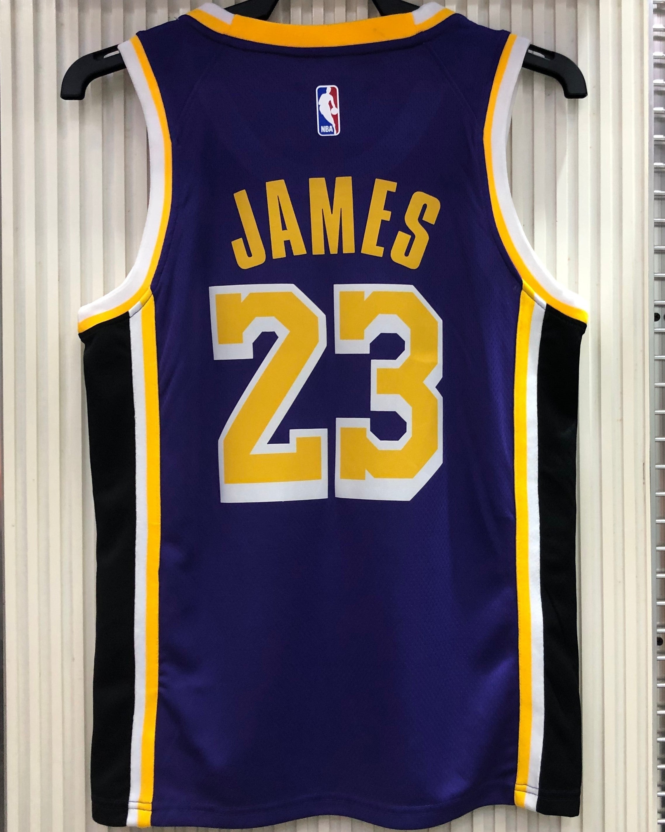 JAMES LEBRON (LaL)