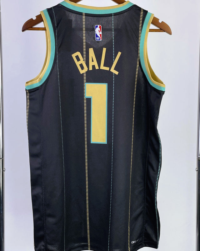 BALL LAMELO (Charlotte Hornets)
