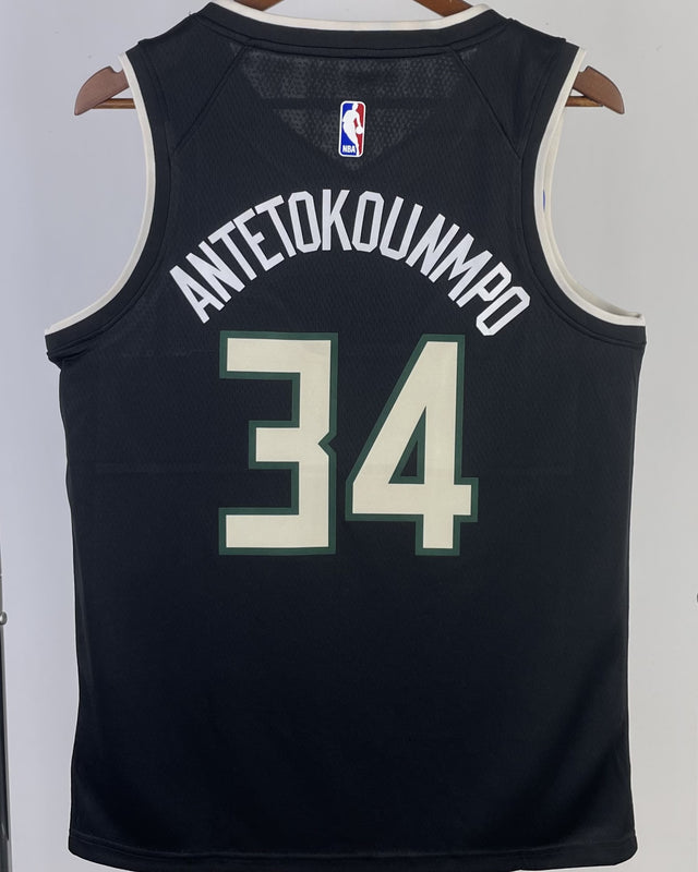 ANTETOKOUNMPO GIANNIS (Milwaukee Bucks)