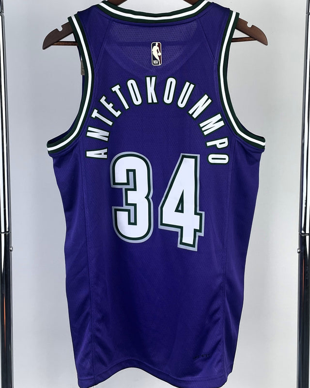ANTETOKOUNMPO GIANNIS (Milwaukee Bucks)