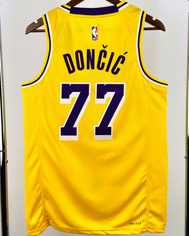 DONCIC LUKA (Los Angeles Lakers)