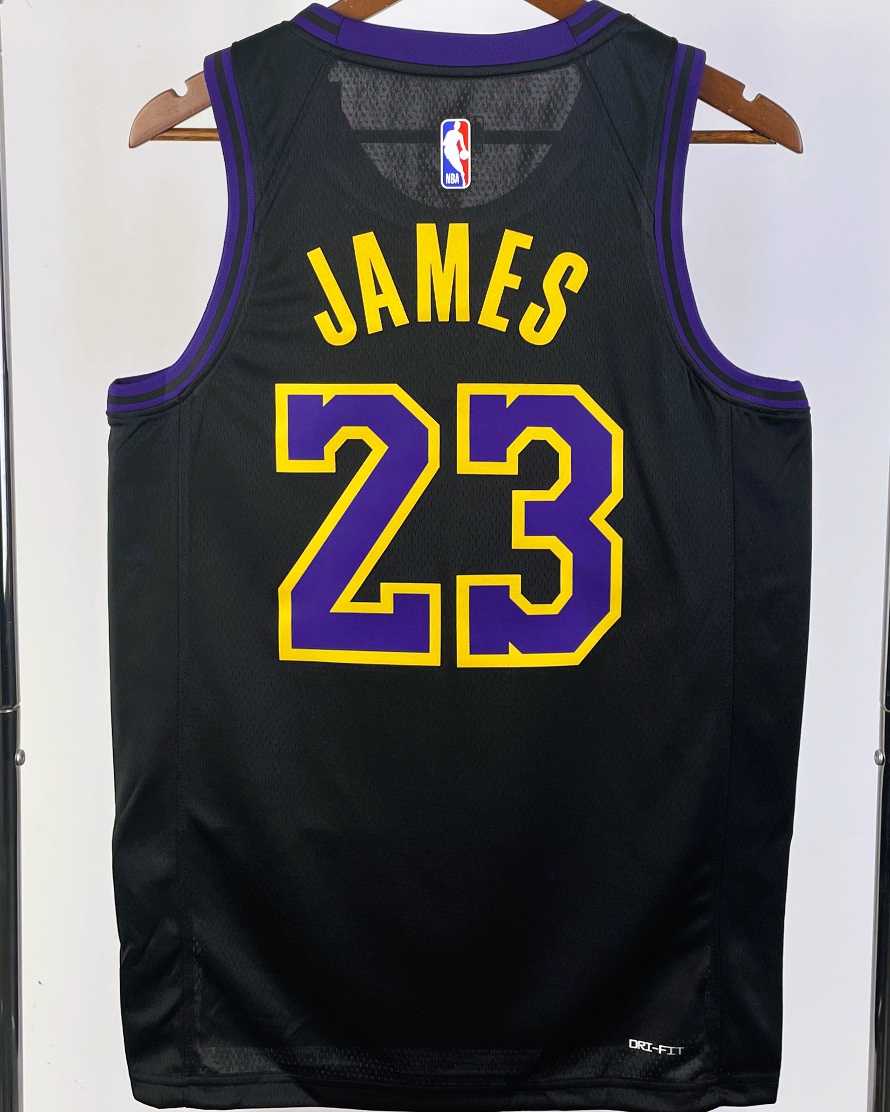 JAMES LEBRON (LaL)