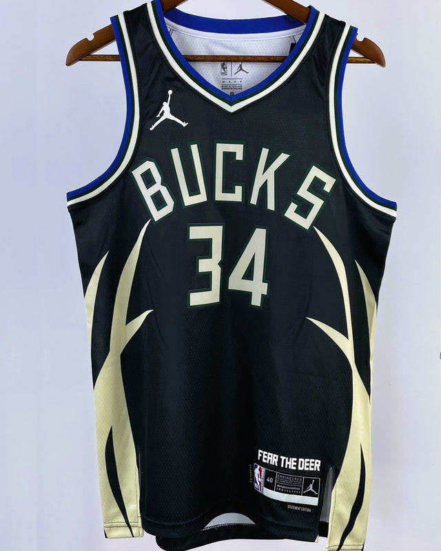 ANTETOKOUNMPO GIANNIS (Milwaukee Bucks)