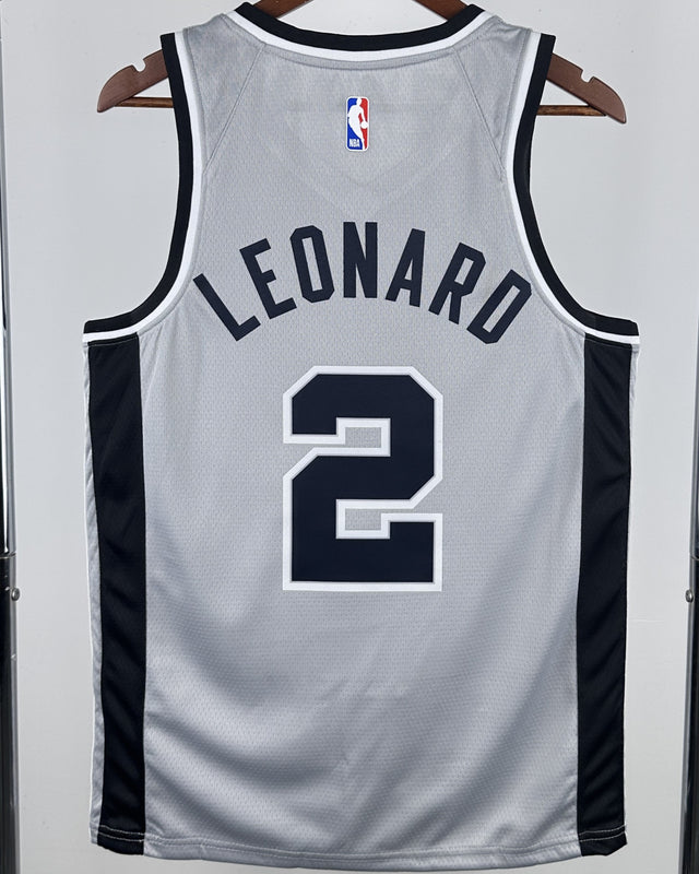 LEONARD KAWHI (San Antonio Spurs)