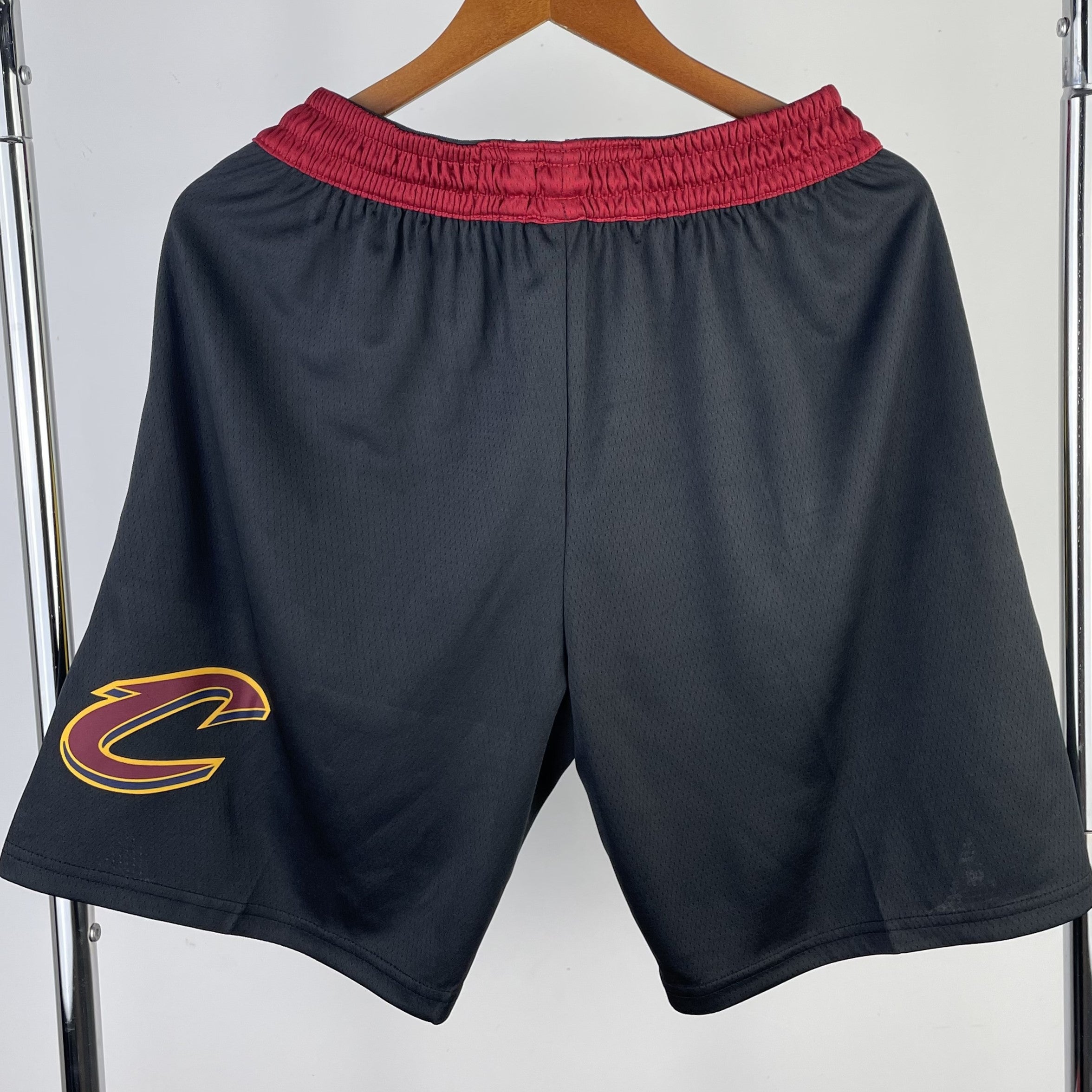 CLEVELAND CAVALIERS short