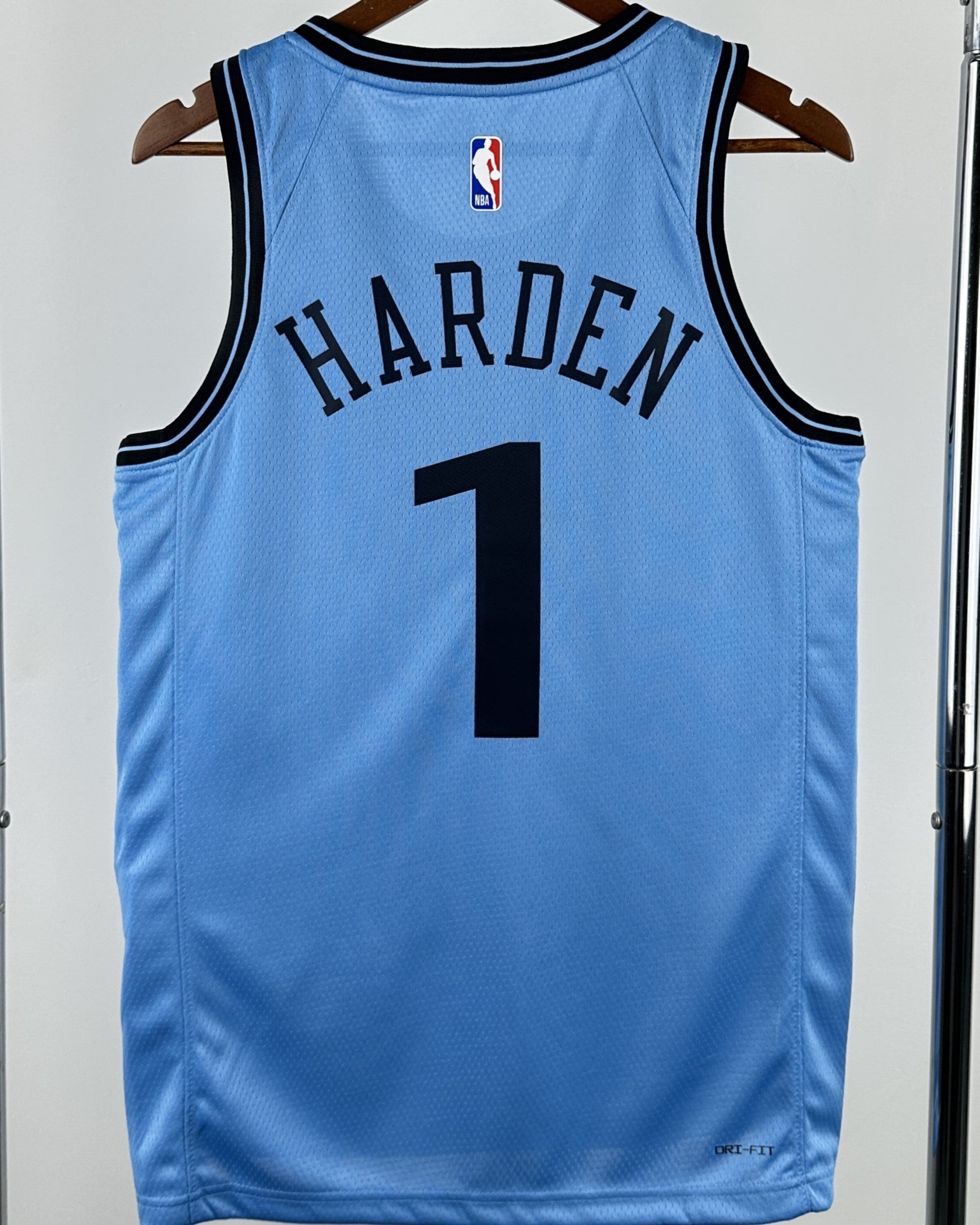 HARDEN JAMES (LaC)