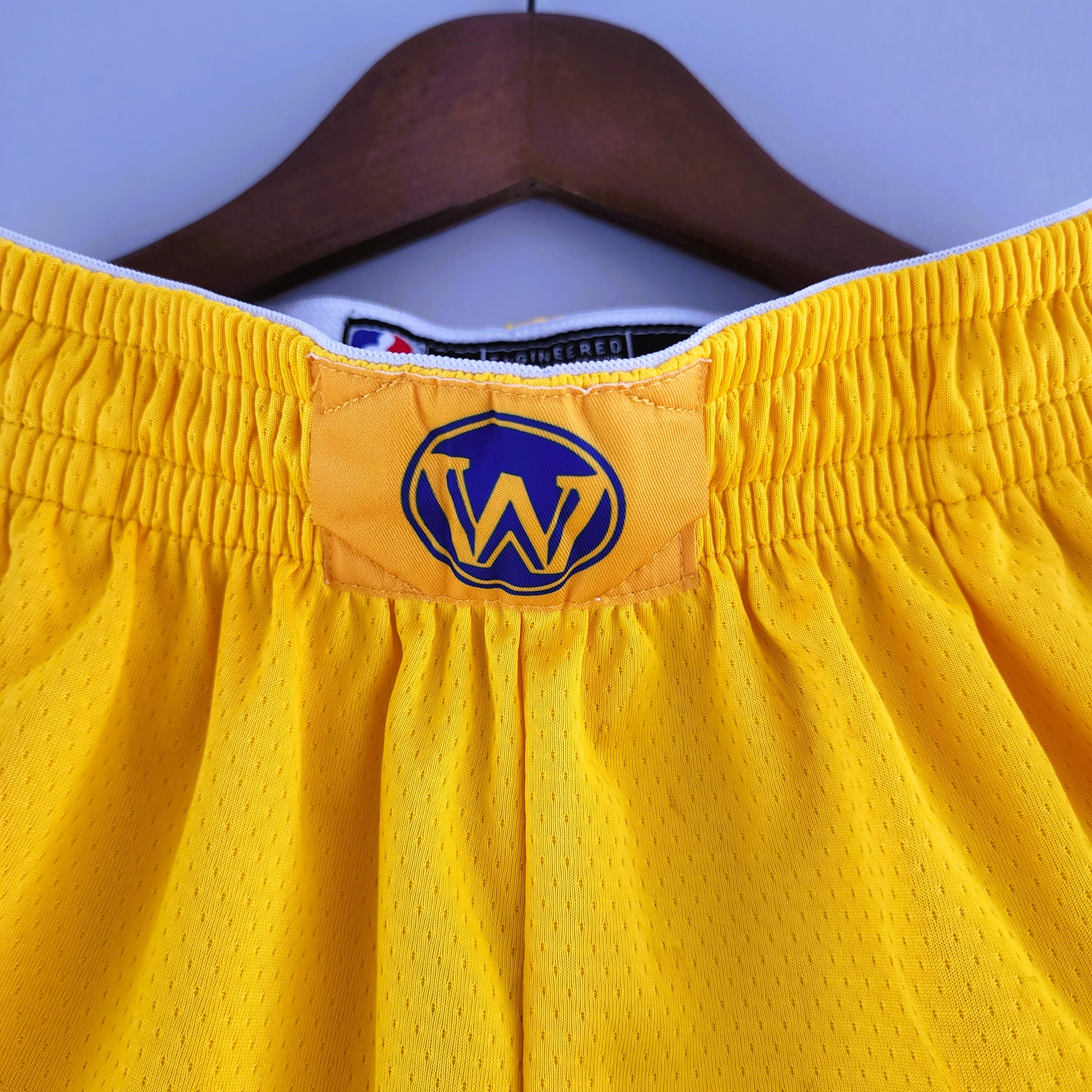 GOLDEN STATE WARRIORS short