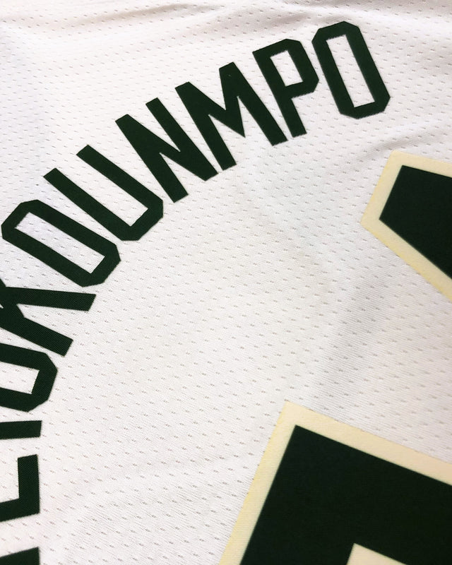ANTETOKOUNMPO GIANNIS (Milwaukee Bucks)
