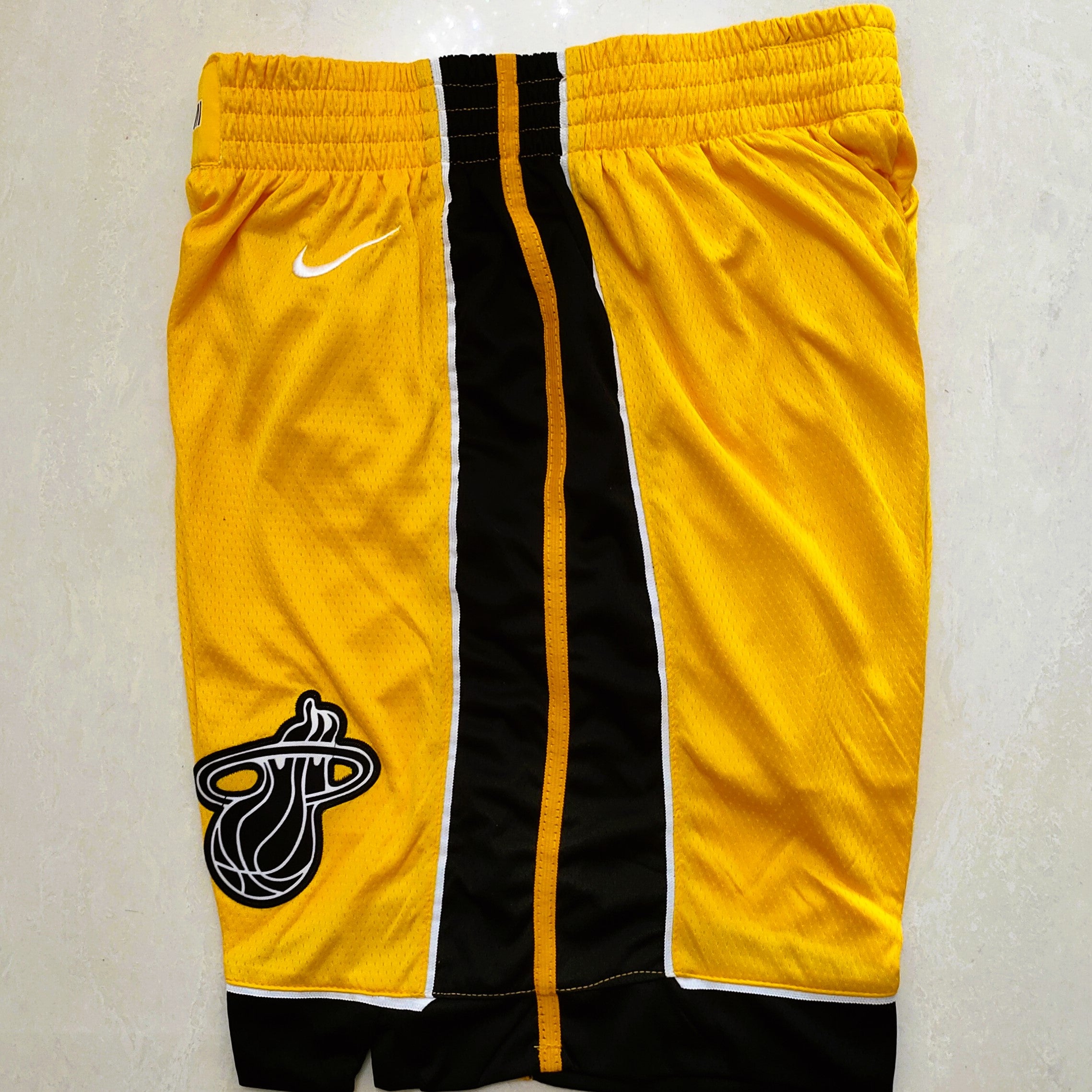 MIAMI HEAT short