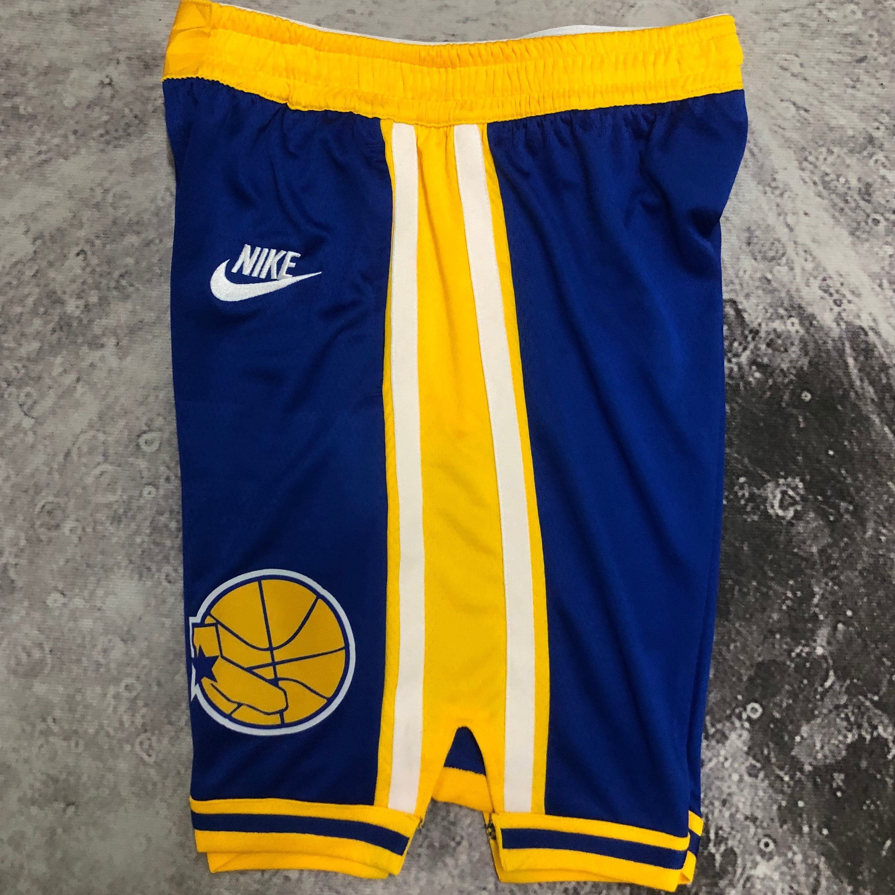 GOLDEN STATE WARRIORS short