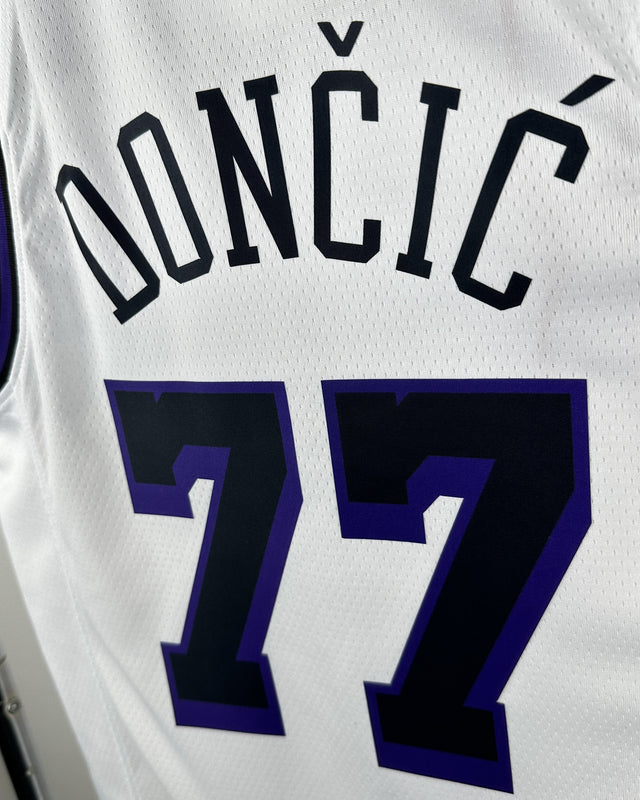DONCIC LUKA (Los Angeles Lakers)