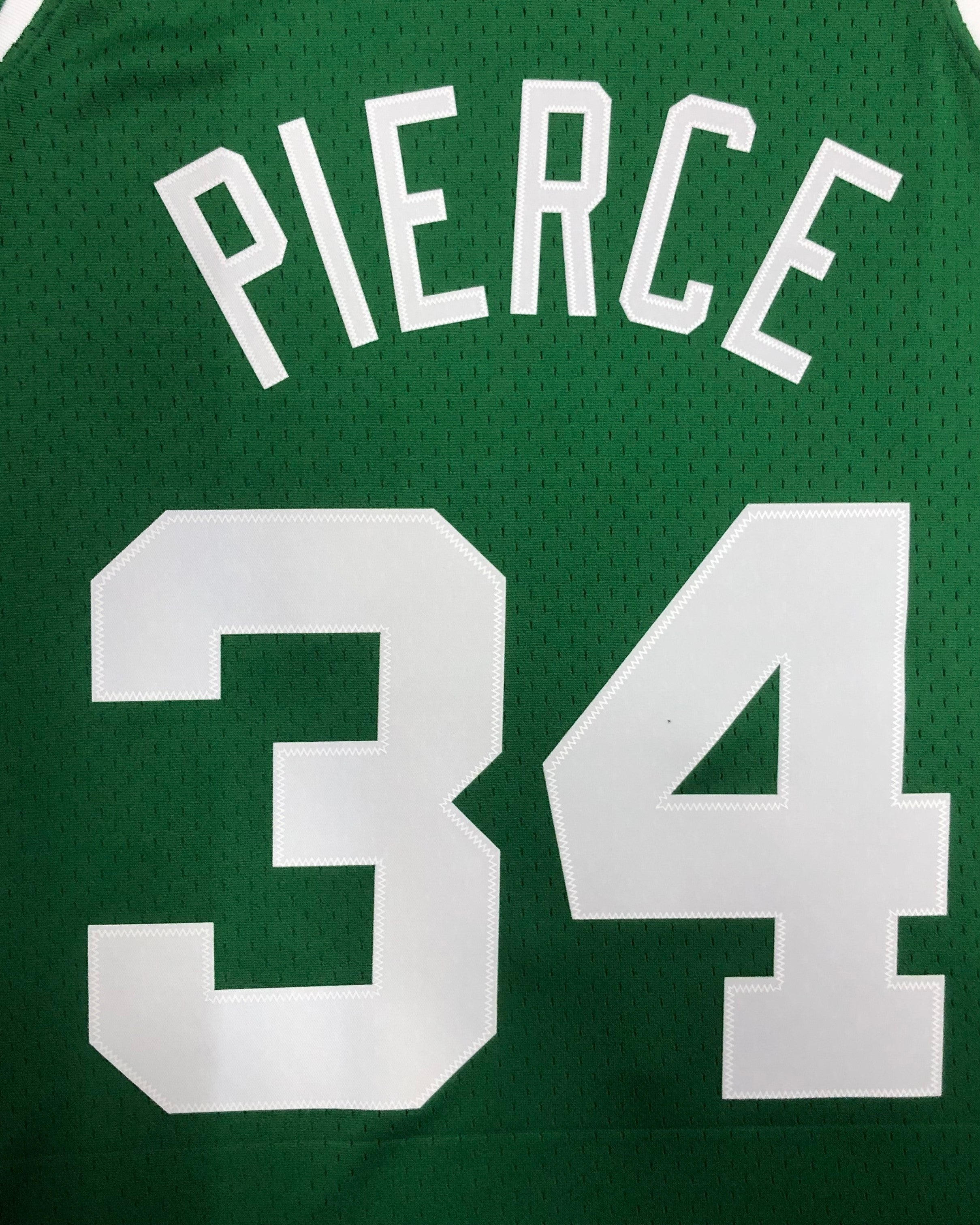 PIERCE PAUL (Bos)