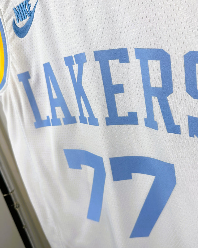 DONCIC LUKA (Los Angeles Lakers)