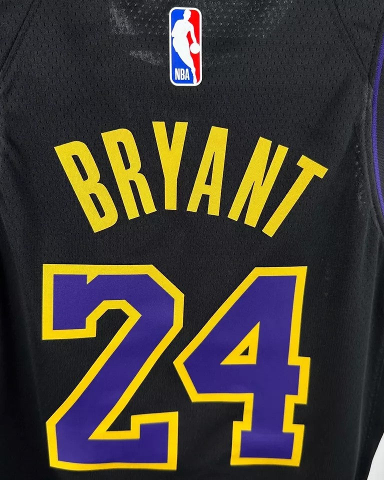 BRYANT KOBE (LaL)