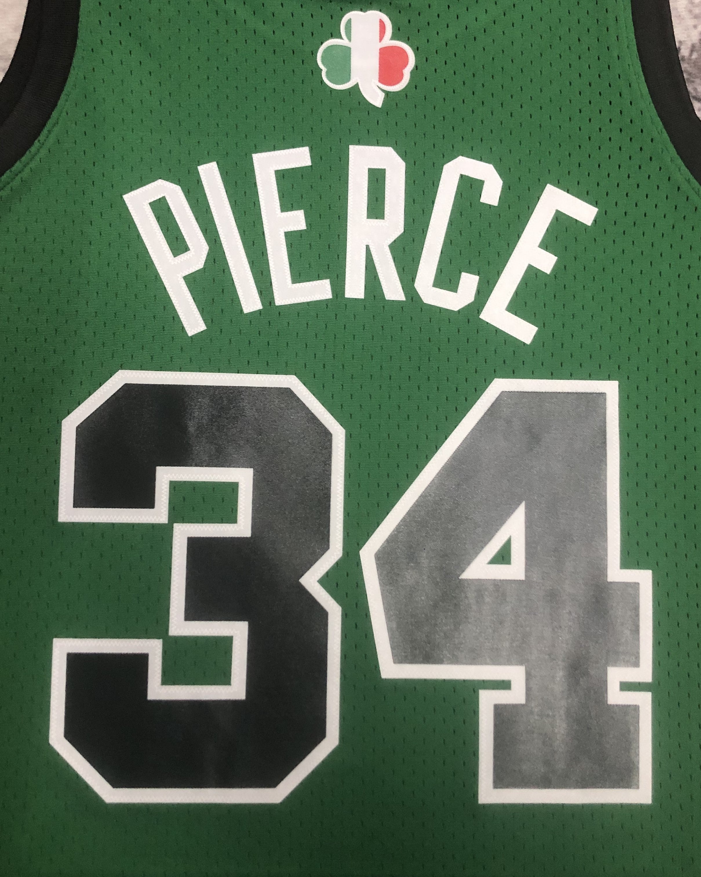 PIERCE PAUL (Bos)