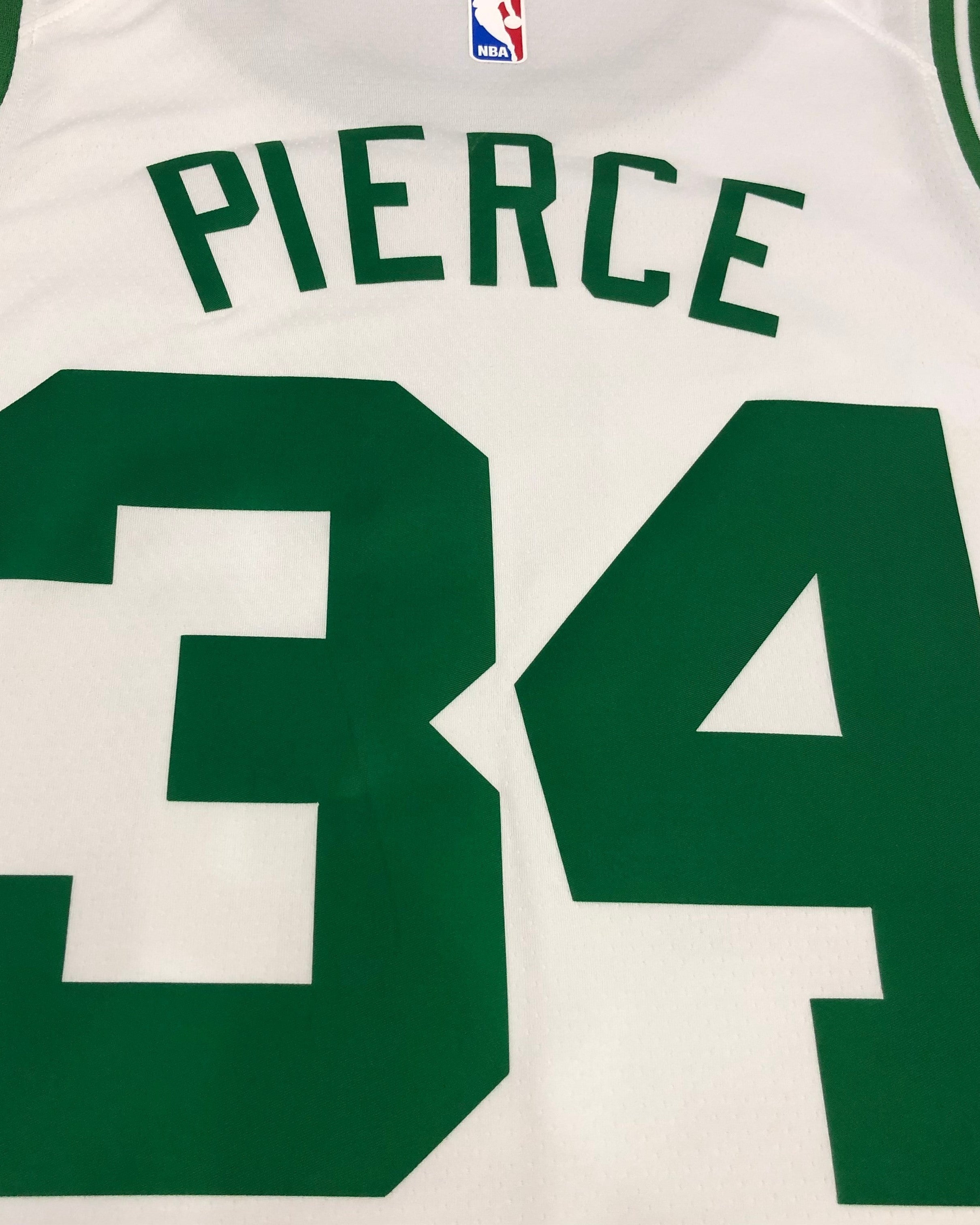 PIERCE PAUL (Bos)