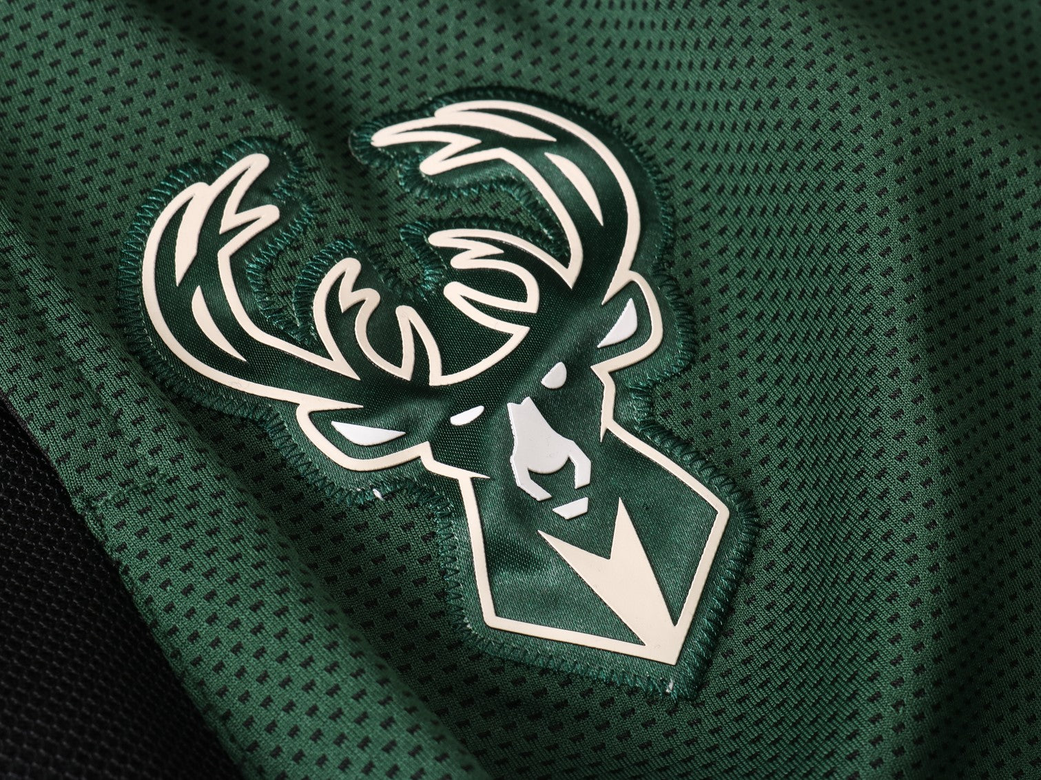 MILWAUKEE BUCKS Training Suit