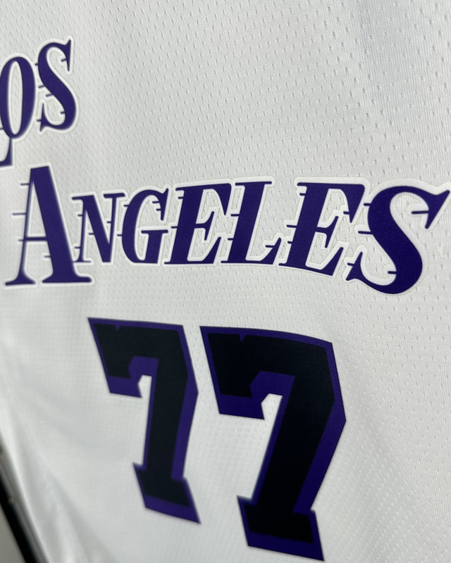 DONCIC LUKA (Los Angeles Lakers)