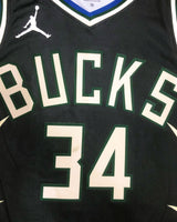 ANTETOKOUNMPO GIANNIS (Milwaukee Bucks)