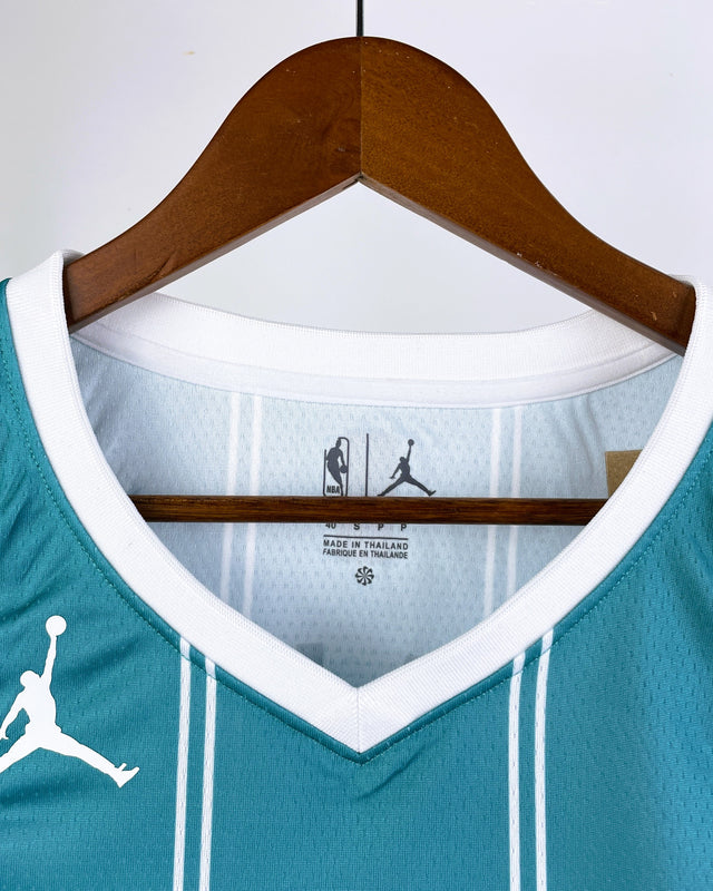 BALL LAMELO (Charlotte Hornets)