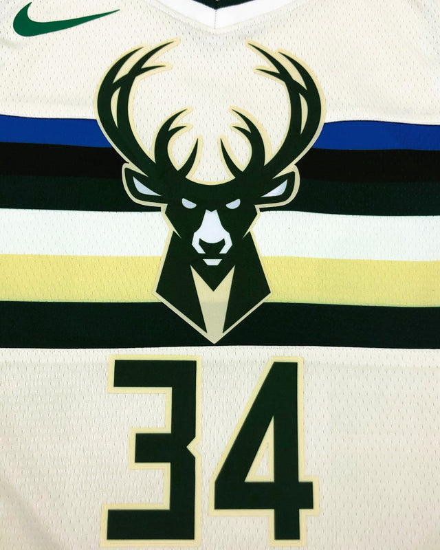 ANTETOKOUNMPO GIANNIS (Milwaukee Bucks)
